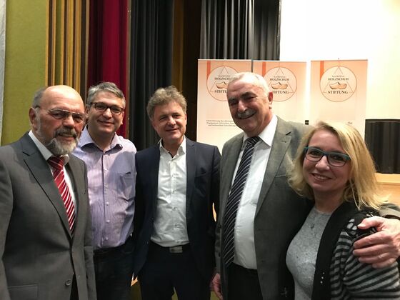 v.l.n.r.: Walter Hoffer, Michael Nowotny, Dr. Frank Mentrup, Günter Wicker und Conny Nürnberg